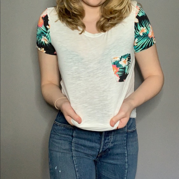 PINK Victoria's Secret Tops - PINK Victoria’s Secret Tropical T-Shirt